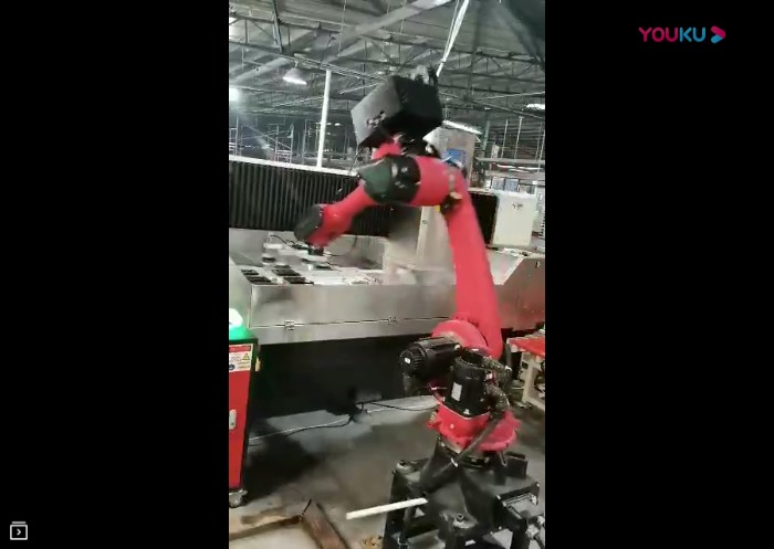 連線(xiàn)CNC玻璃加工中心操作視頻4